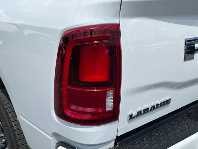 New 2026 RAM 2500 Laramie AWD/4WD image 36