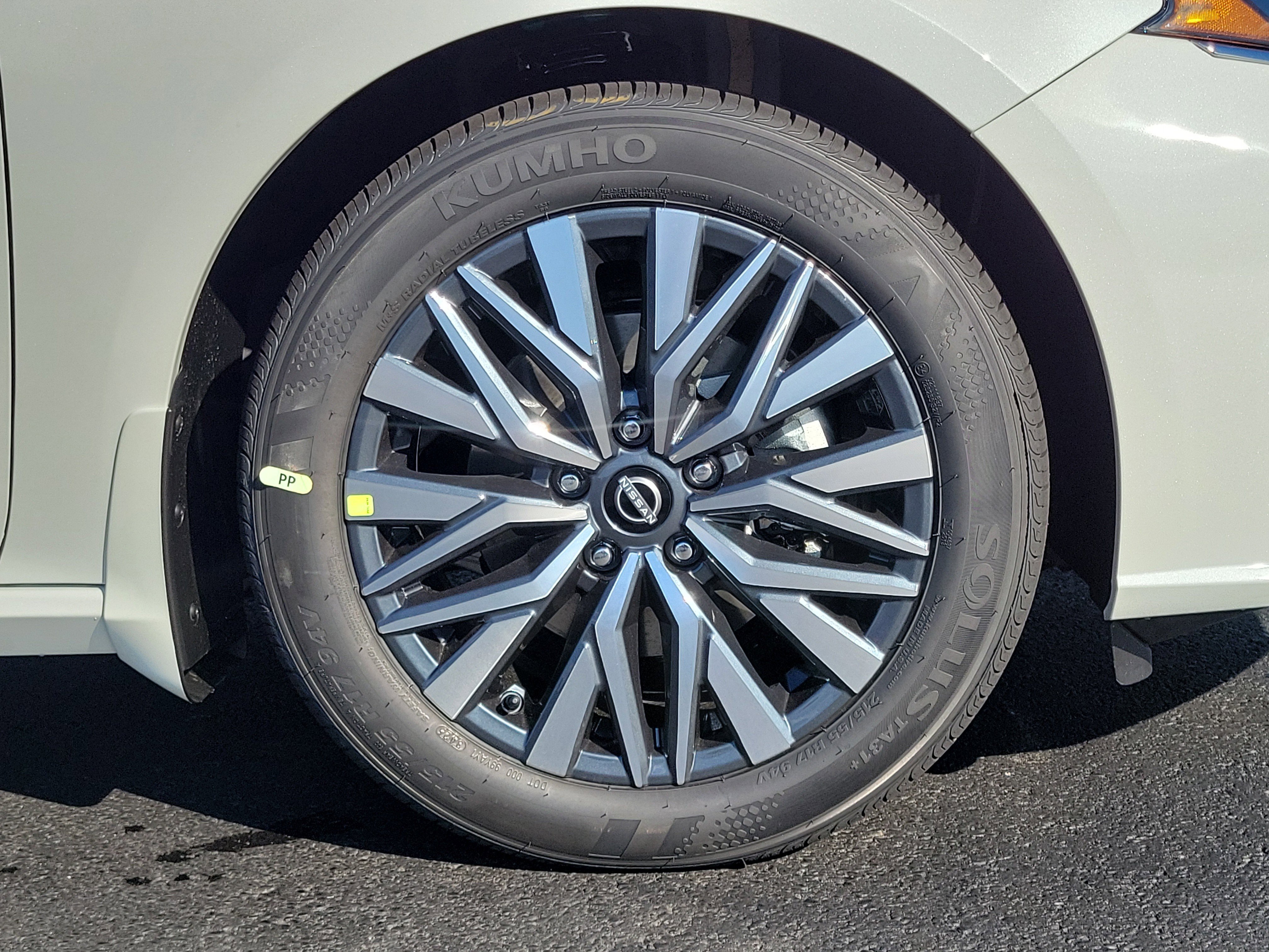 New 2025 Nissan Altima 2.5 SV w/ SV Premium Package image 5