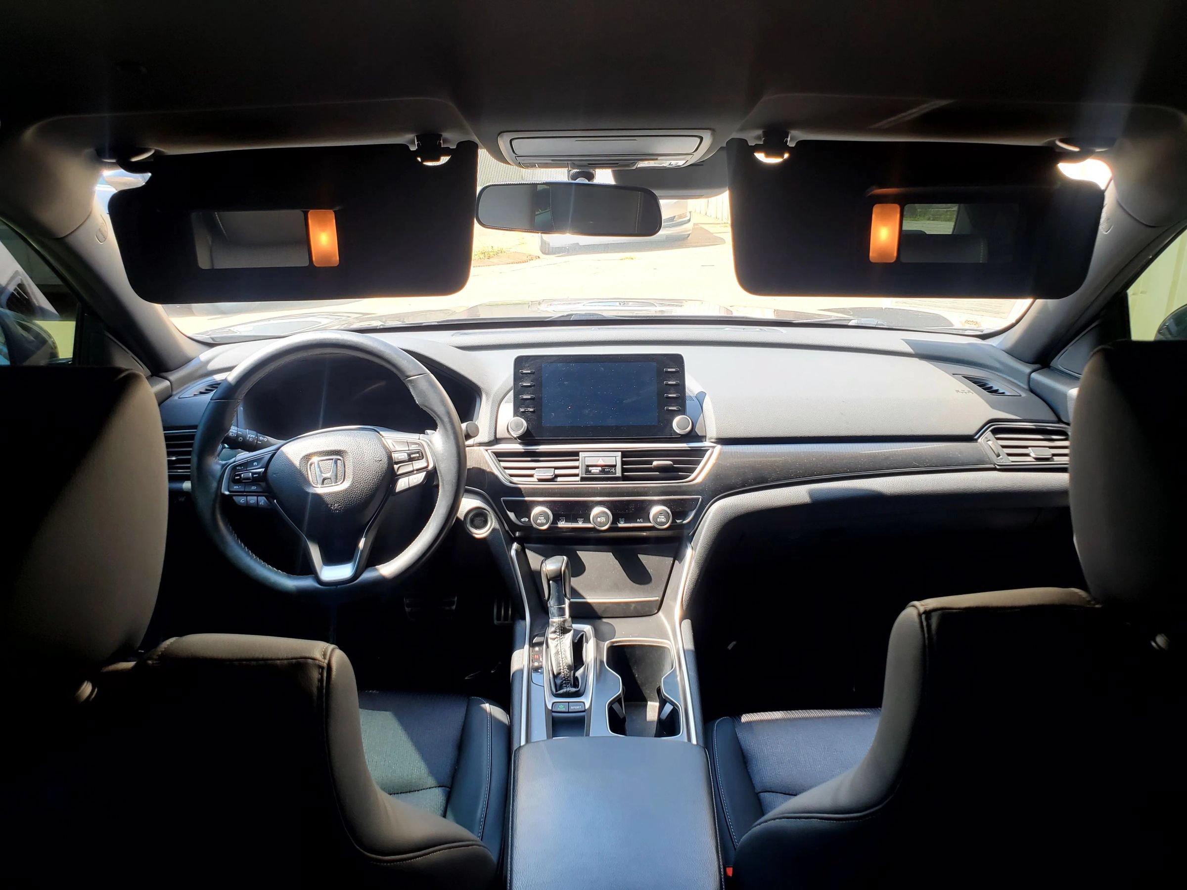Used 2018 Honda Accord Sport image 32