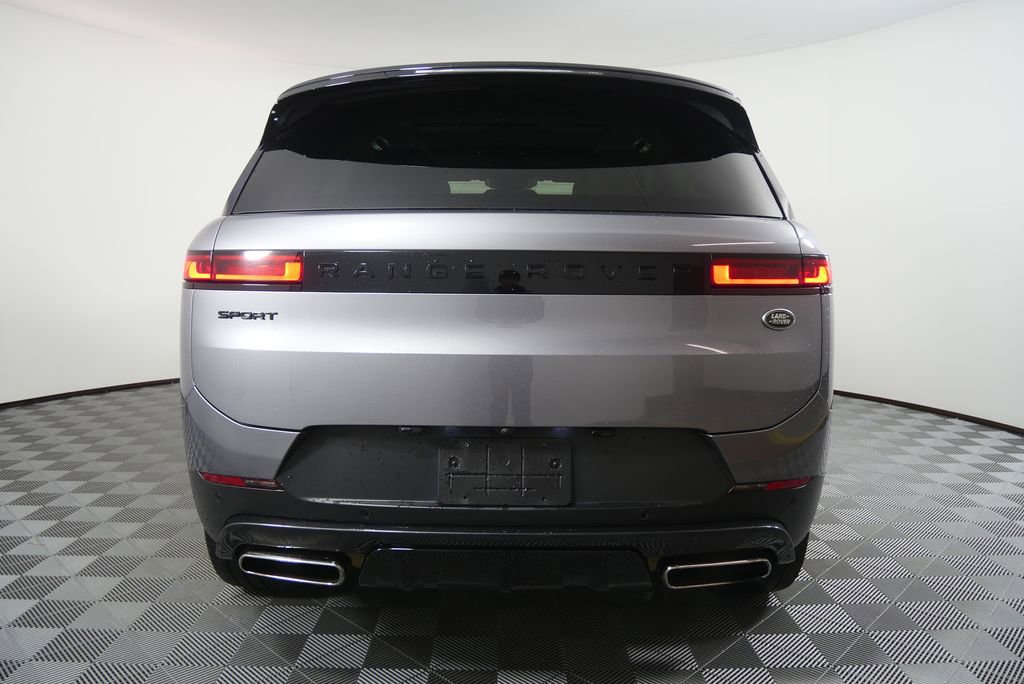 Used 2023 Land Rover Range Rover Sport SE image 4