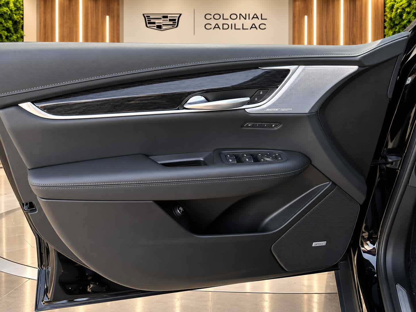 Certified 2025 Cadillac XT5 Premium Luxury AWD/4WD image 29