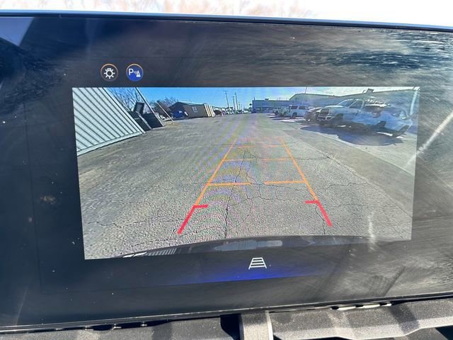 Used 2025 Chevrolet Equinox LT AWD/4WD image 28
