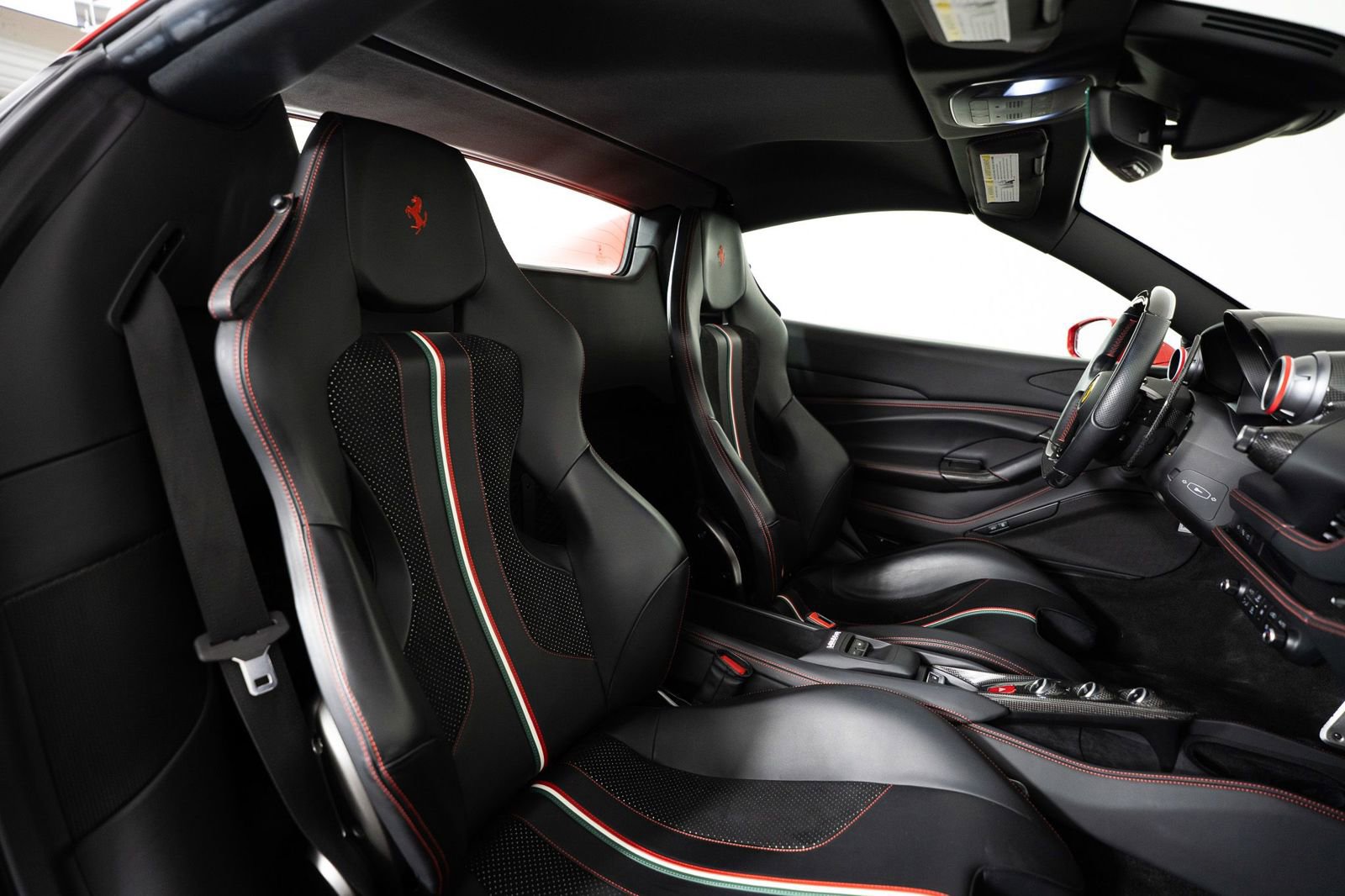 Certified 2021 Ferrari F8 Tributo Base image 55