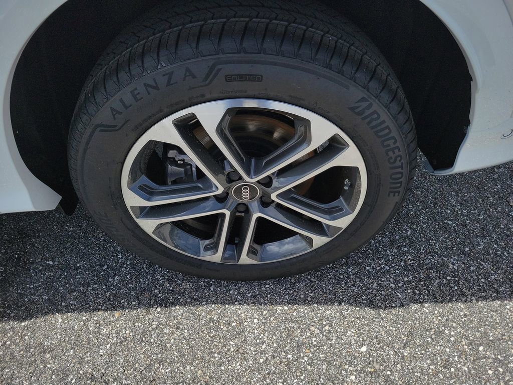 New 2025 Audi Q5 Premium image 29