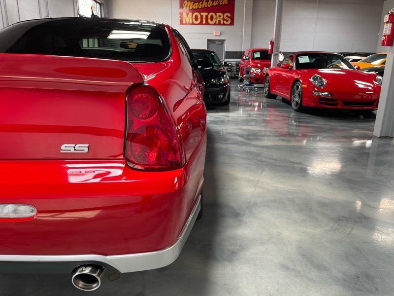 Used 2006 Chevrolet Monte Carlo SS w/ Convenience Package FWD image 11