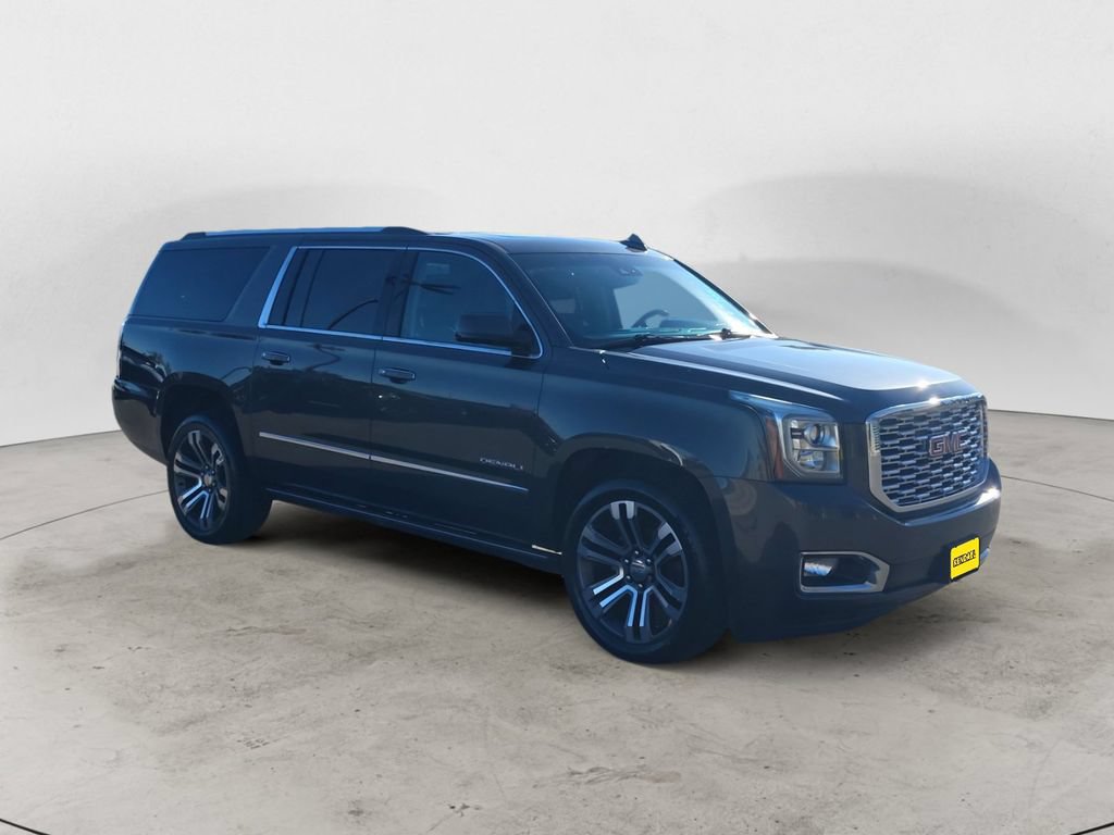 Used 2019 GMC Yukon XL Denali w/ Denali Ultimate Package AWD/4WD image 7