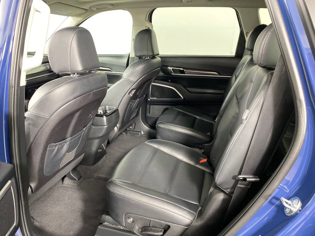 Used 2025 Kia Telluride S image 27