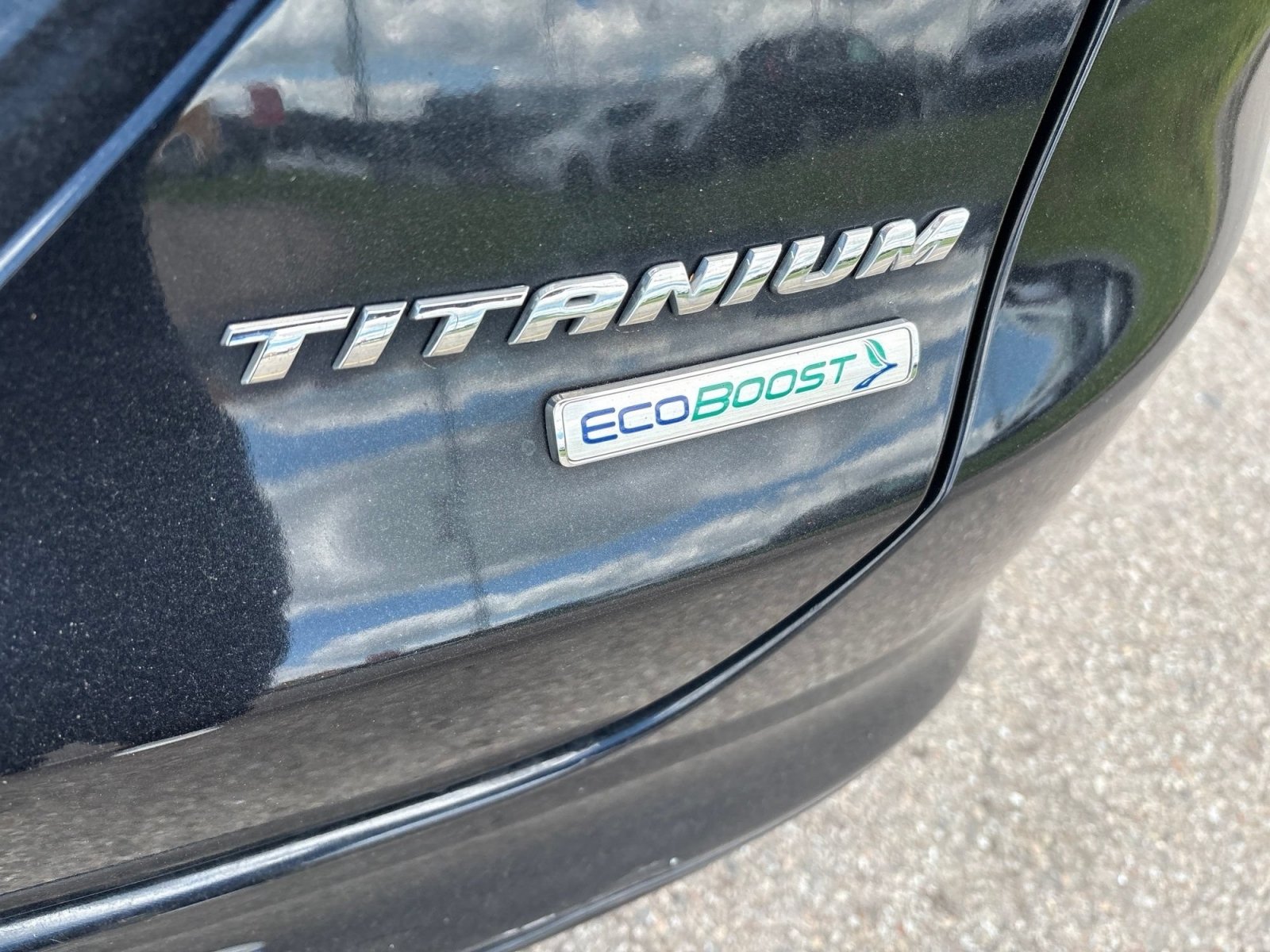 Used 2013 Ford Fusion Titanium w/ Titanium Driver Assist Pkg FWD image 19
