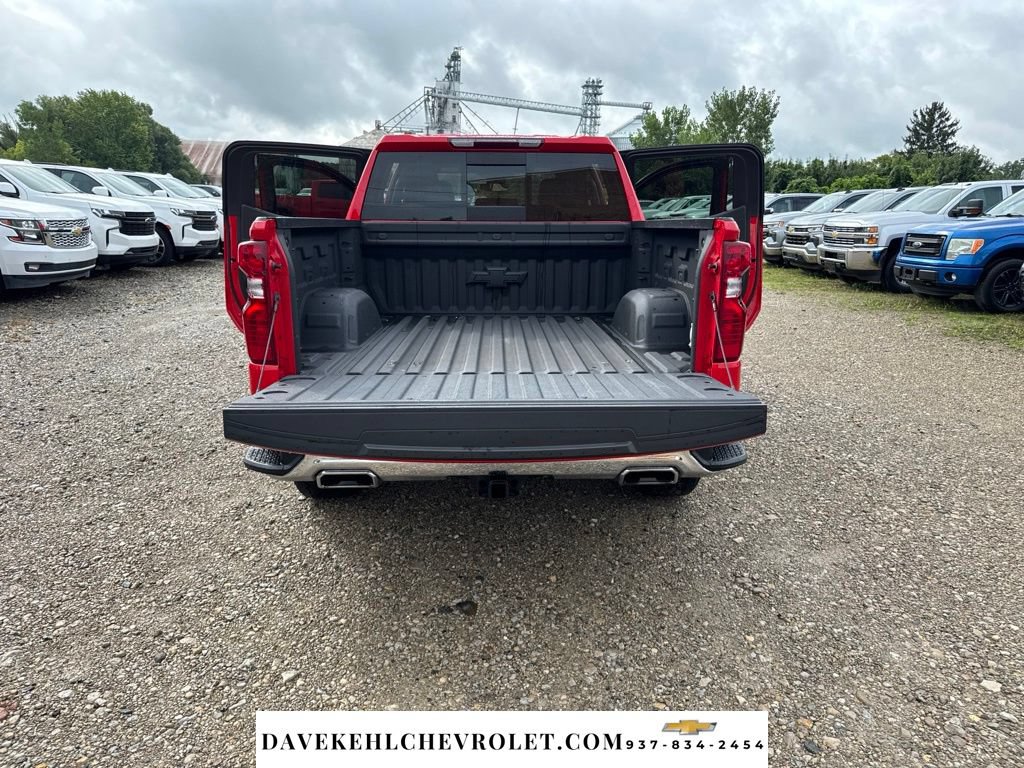 Used 2024 Chevrolet Silverado 1500 LT AWD/4WD image 29