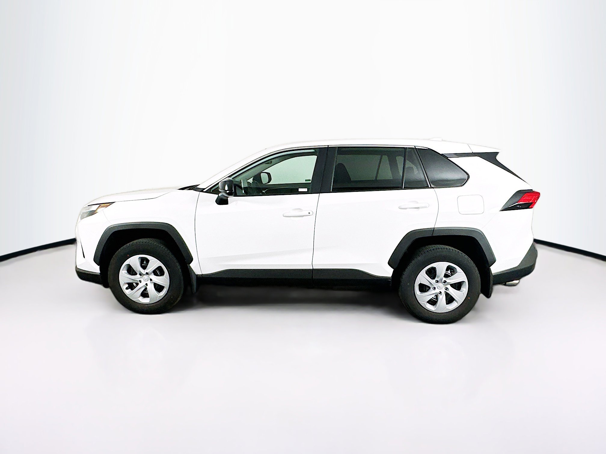 Used 2025 Toyota RAV4 LE image 4
