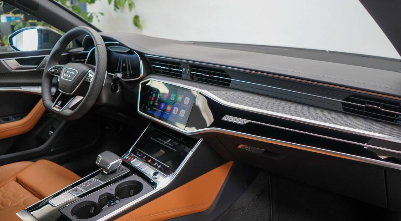 Used 2025 Audi RS 7 Performance AWD/4WD image 62