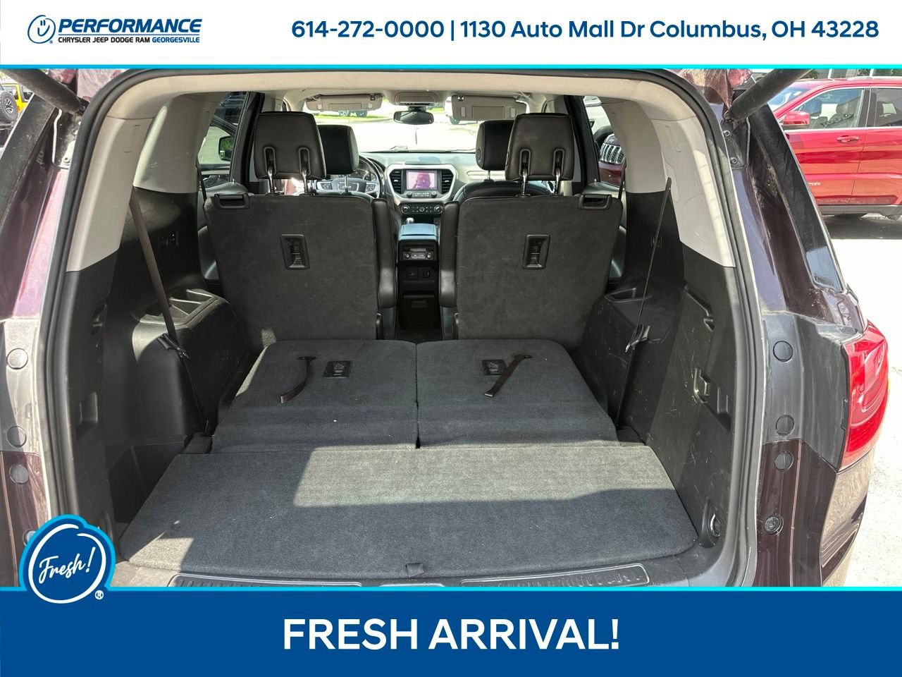 Used 2018 GMC Acadia SLT w/ LPO, Floor Liner Package FWD image 18