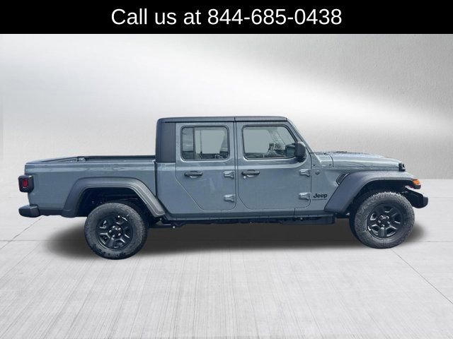 New 2026 Jeep Gladiator Sport AWD/4WD image 4