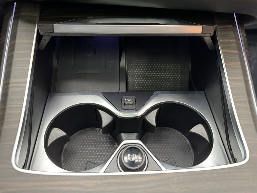 Certified 2024 BMW X7 xDrive40i w/ Climate Comfort Package image 18