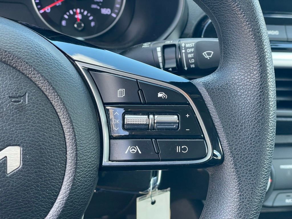 Used 2023 Kia Forte LXS w/ LXS Technology Package image 16
