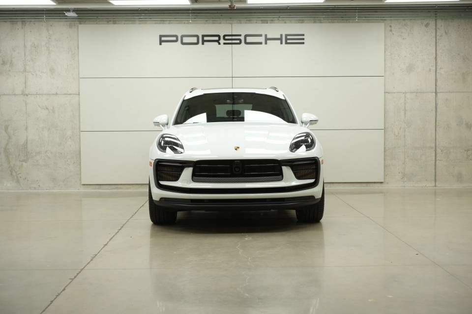 New 2026 Porsche Macan S AWD/4WD image 10