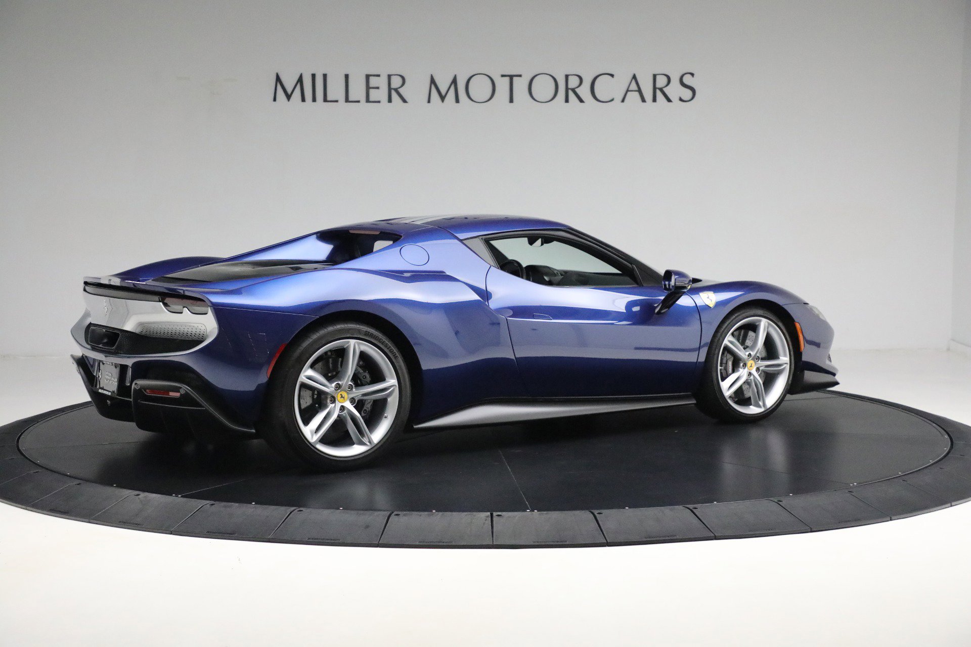 Used 2022 Ferrari 296 GTB image 9