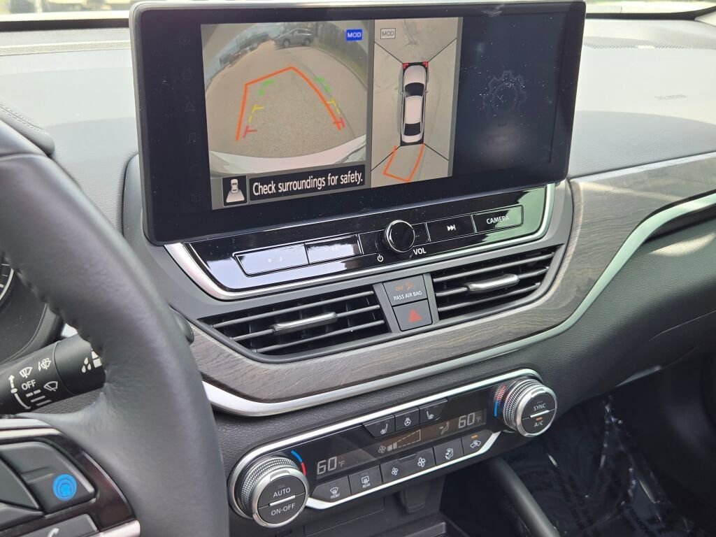 Used 2024 Nissan Altima 2.5 SL image 24