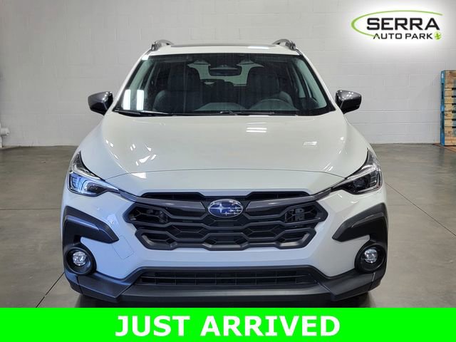 Used 2024 Subaru Crosstrek 2.5i Limited w/ Crosstrek Mirror Package AWD/4WD image 3