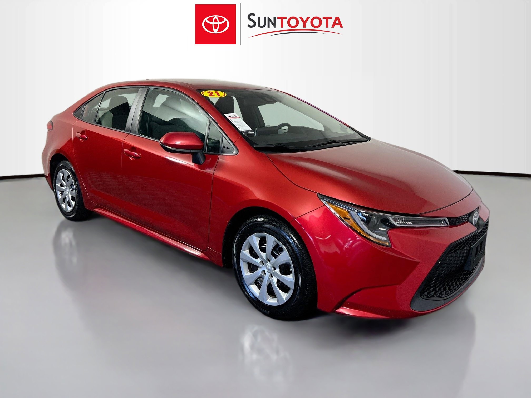 Used 2021 Toyota Corolla LE image 1