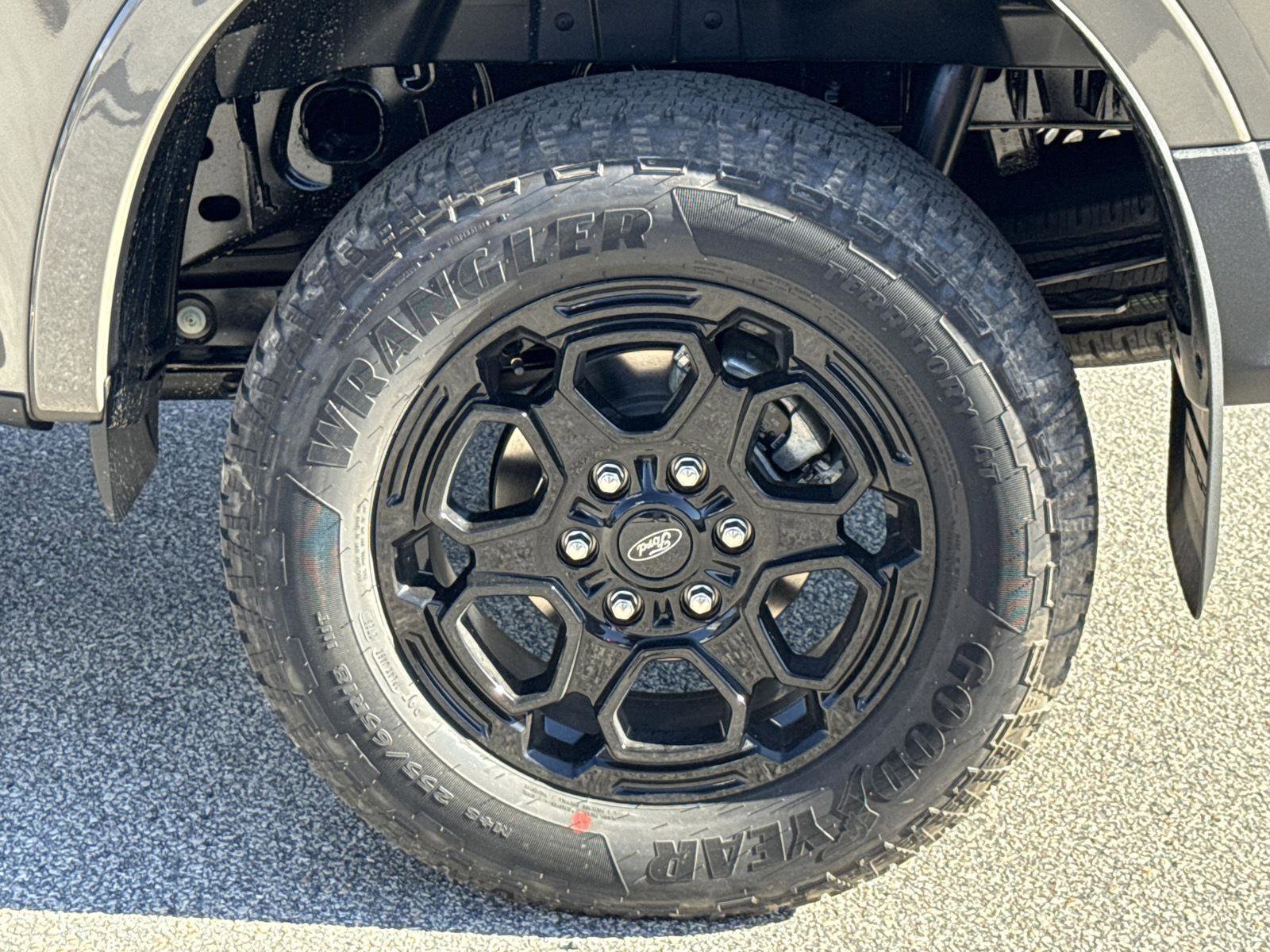 New 2025 Ford Ranger Lariat w/ Black Appearance Package image 10