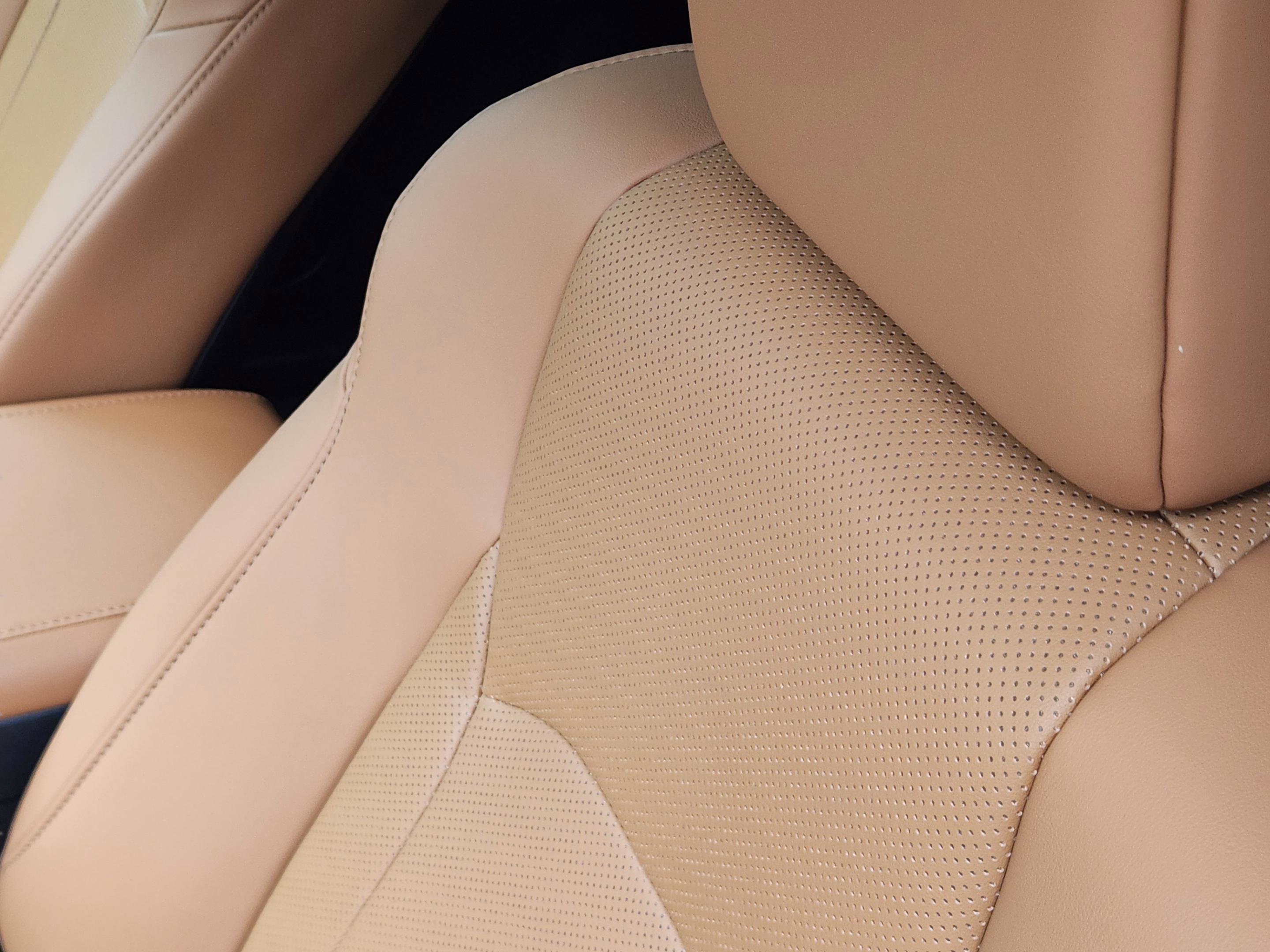 Certified 2022 Lexus RX 450h AWD w/ Premium Package image 7