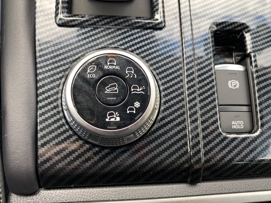 Used 2023 Mitsubishi Outlander SE image 27