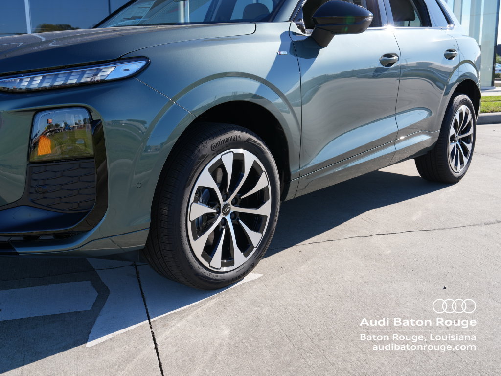 New 2026 Audi Q3 quattro 2.0T AWD/4WD image 6