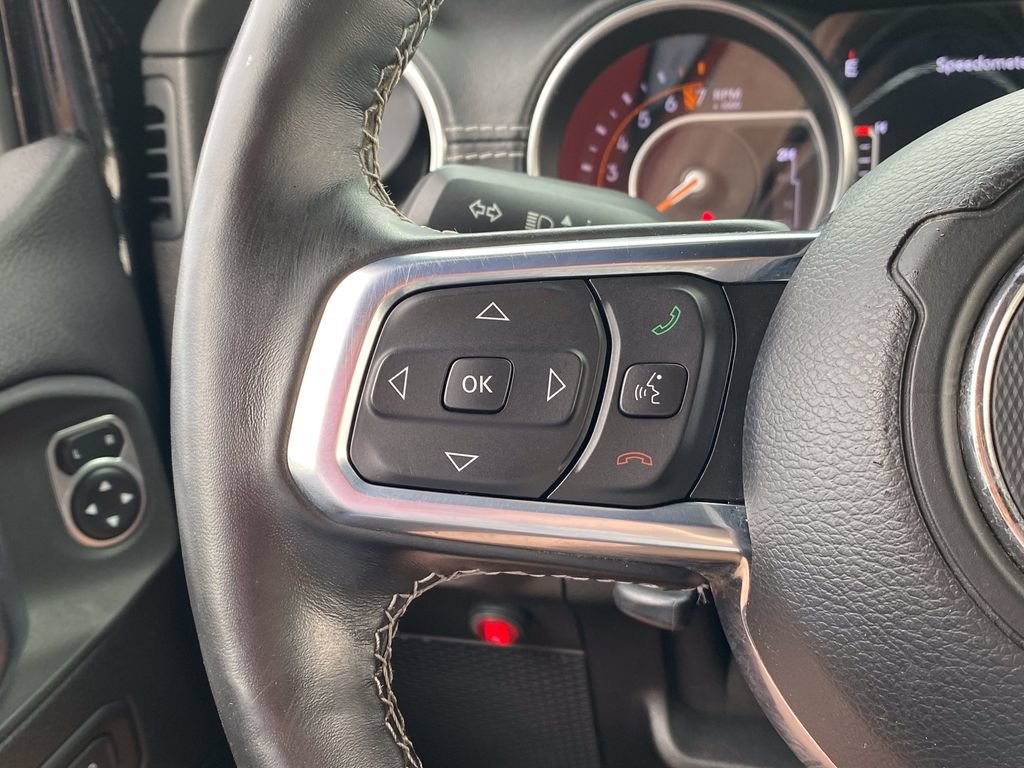 Used 2020 Jeep Wrangler Unlimited Sahara AWD/4WD image 24