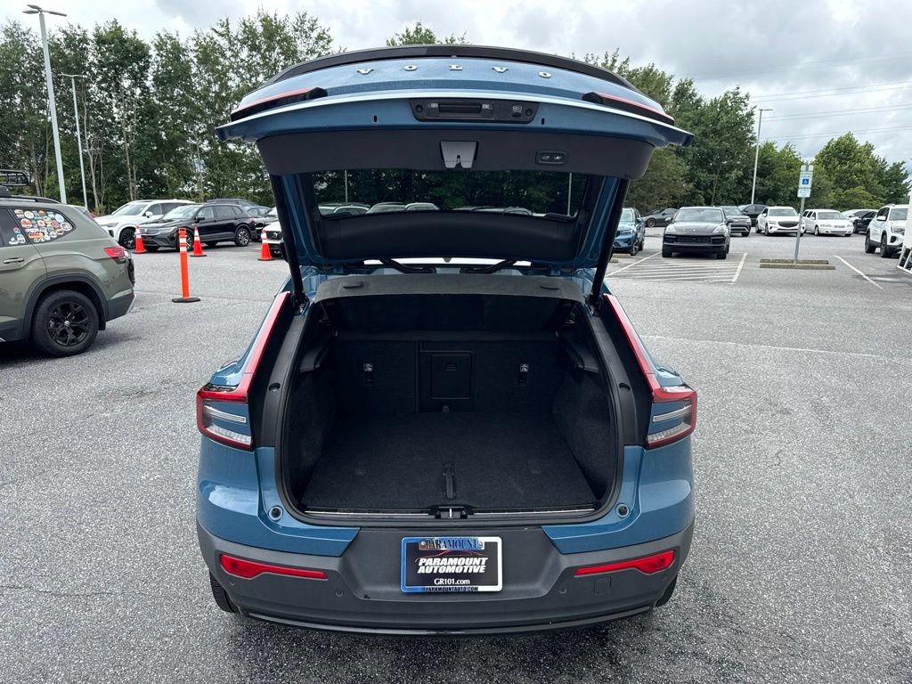 Used 2023 Volvo C40 P8 Recharge Plus AWD/4WD image 10