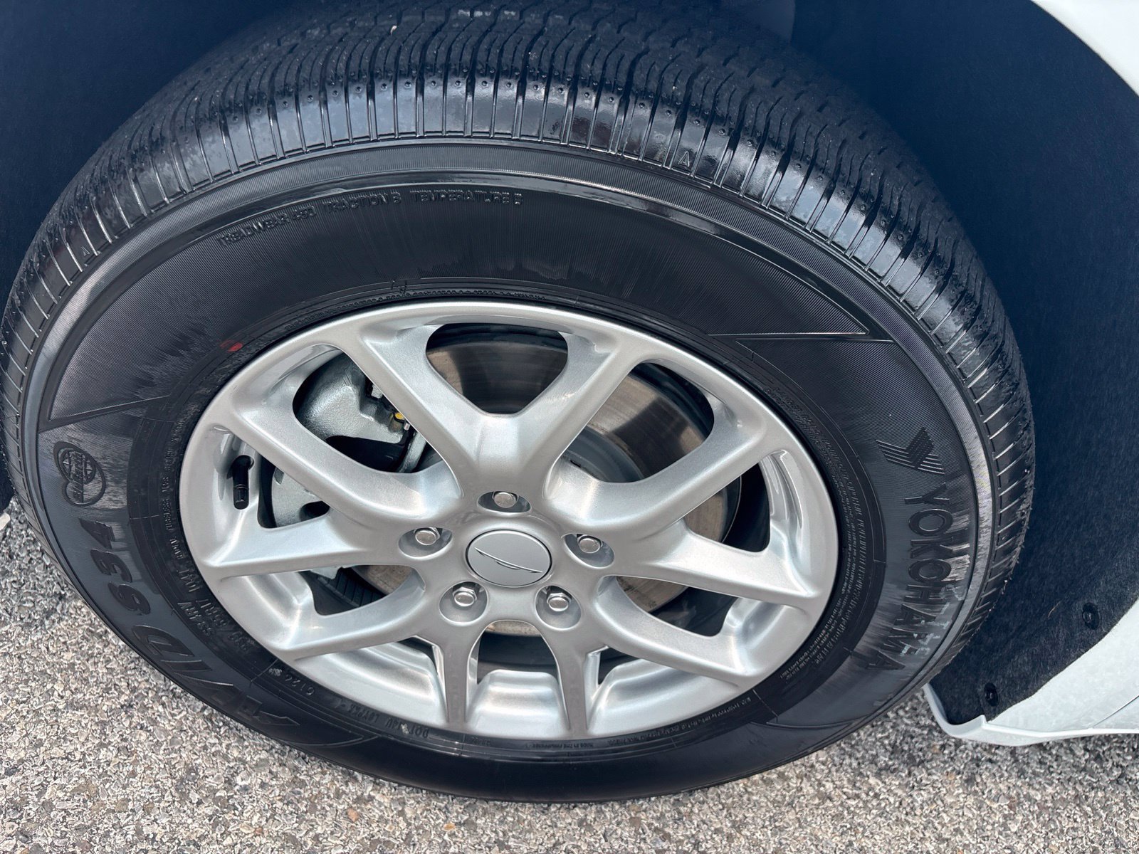 New 2027 Chrysler Pacifica LX FWD image 11