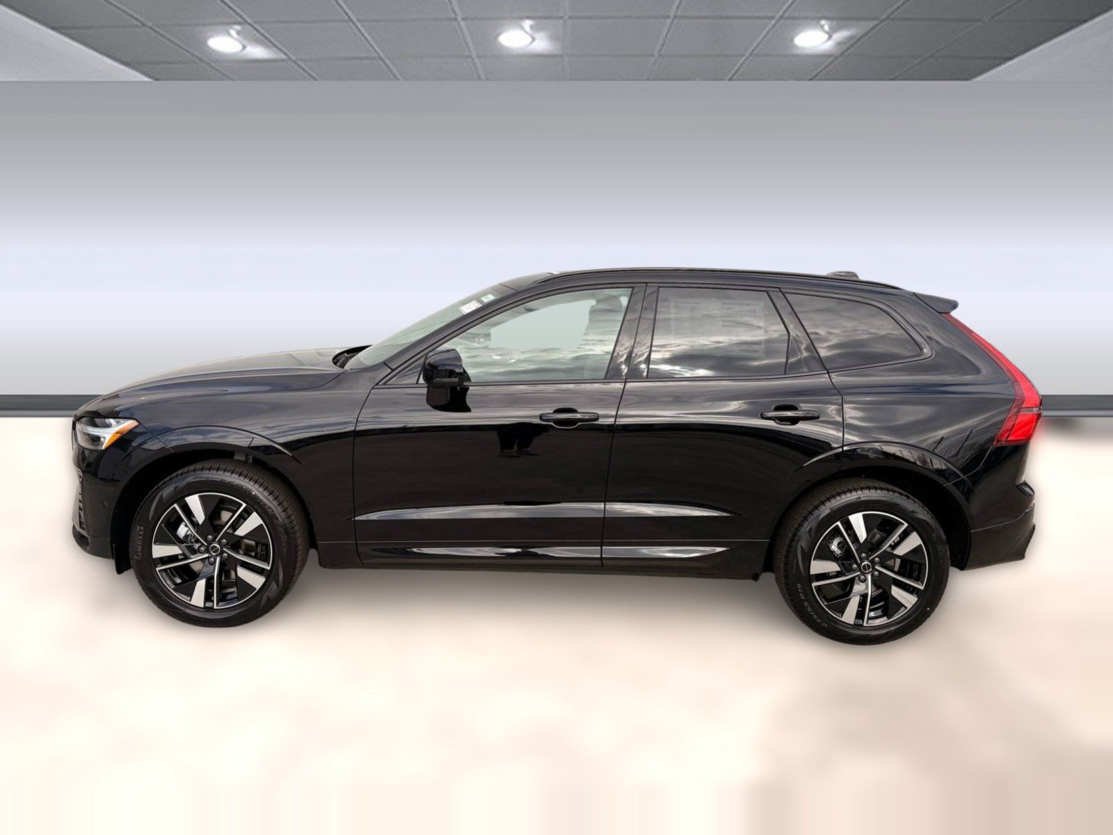 Used 2026 Volvo XC60 B5 Plus w/ Climate Package AWD/4WD video 2
