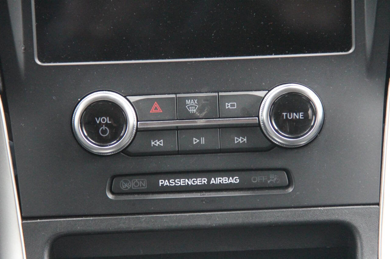 Certified 2024 Ford Edge SEL image 20