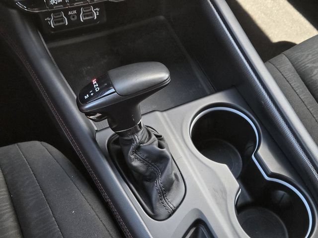 Used 2025 Dodge Durango GT AWD/4WD image 32