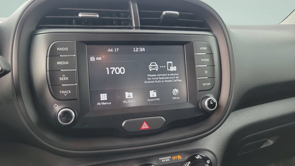 Used 2020 Kia Soul LX FWD image 14