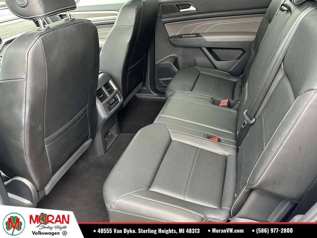 Used 2023 Volkswagen Atlas SEL AWD/4WD image 13