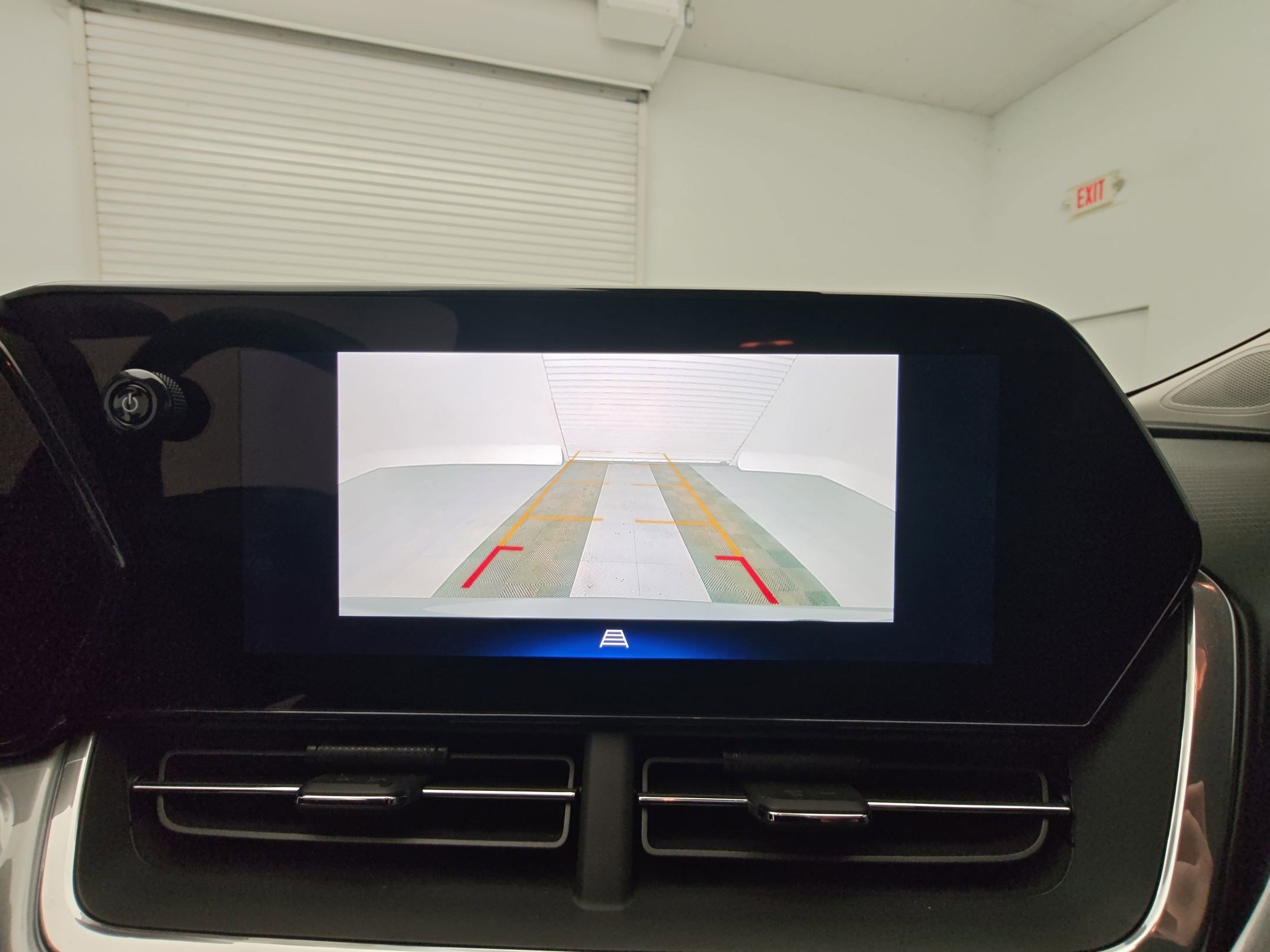 Certified 2024 Chevrolet Trax LT w/ Driver Confidence Package image 26