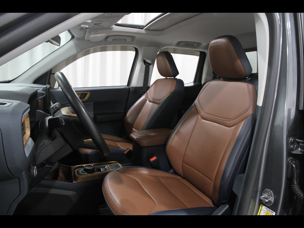 Used 2023 Ford Maverick Lariat w/ Lariat Luxury Package FWD image 5