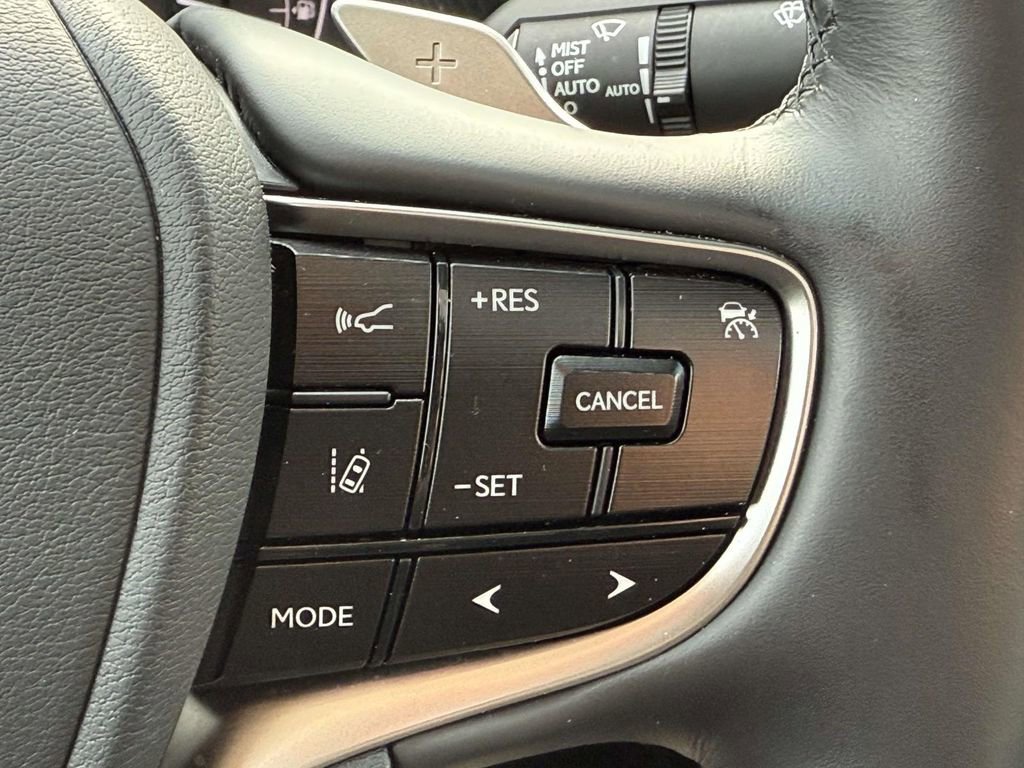 Used 2023 Lexus ES 250 w/ Premium Package image 21