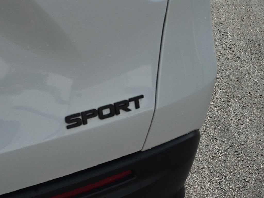 Certified 2026 Honda HR-V Sport image 8