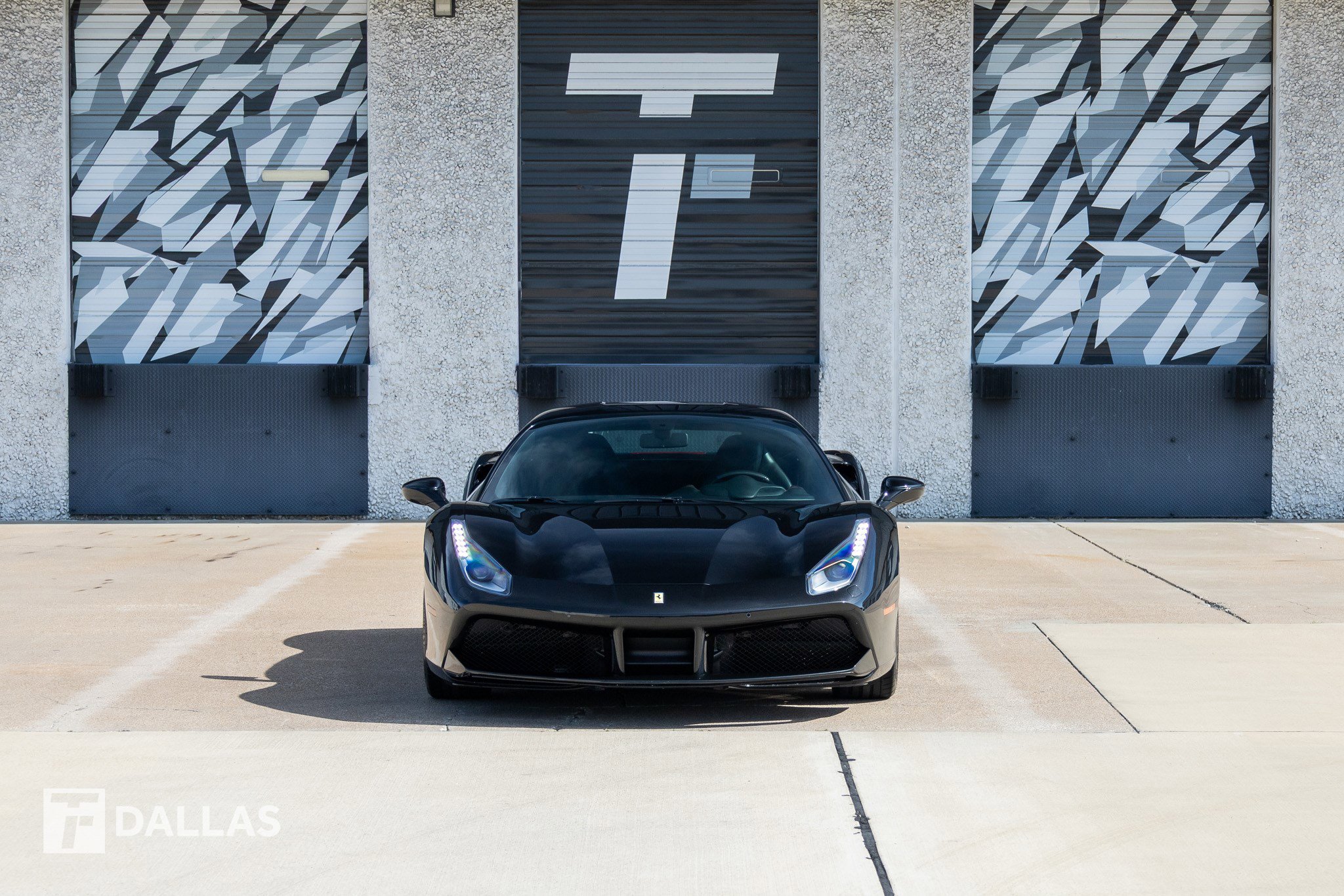 Used 2019 Ferrari 488 GTB RWD image 3