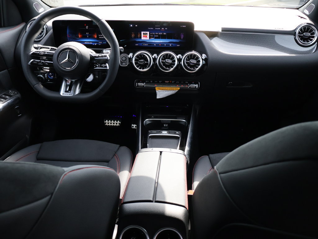 New 2026 Mercedes-Benz GLA 35 AMG 4MATIC image 13