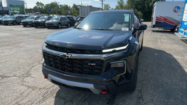 New 2027 Chevrolet Traverse Z71 w/ Enhanced Driving Package AWD/4WD image 5