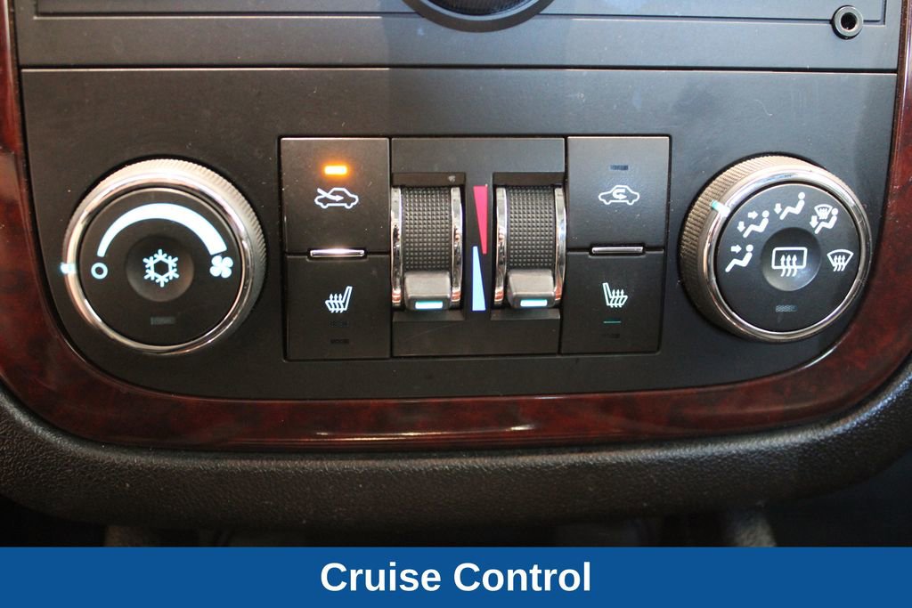 Used 2010 Chevrolet Impala LT w/ Luxury Edition Package image 9