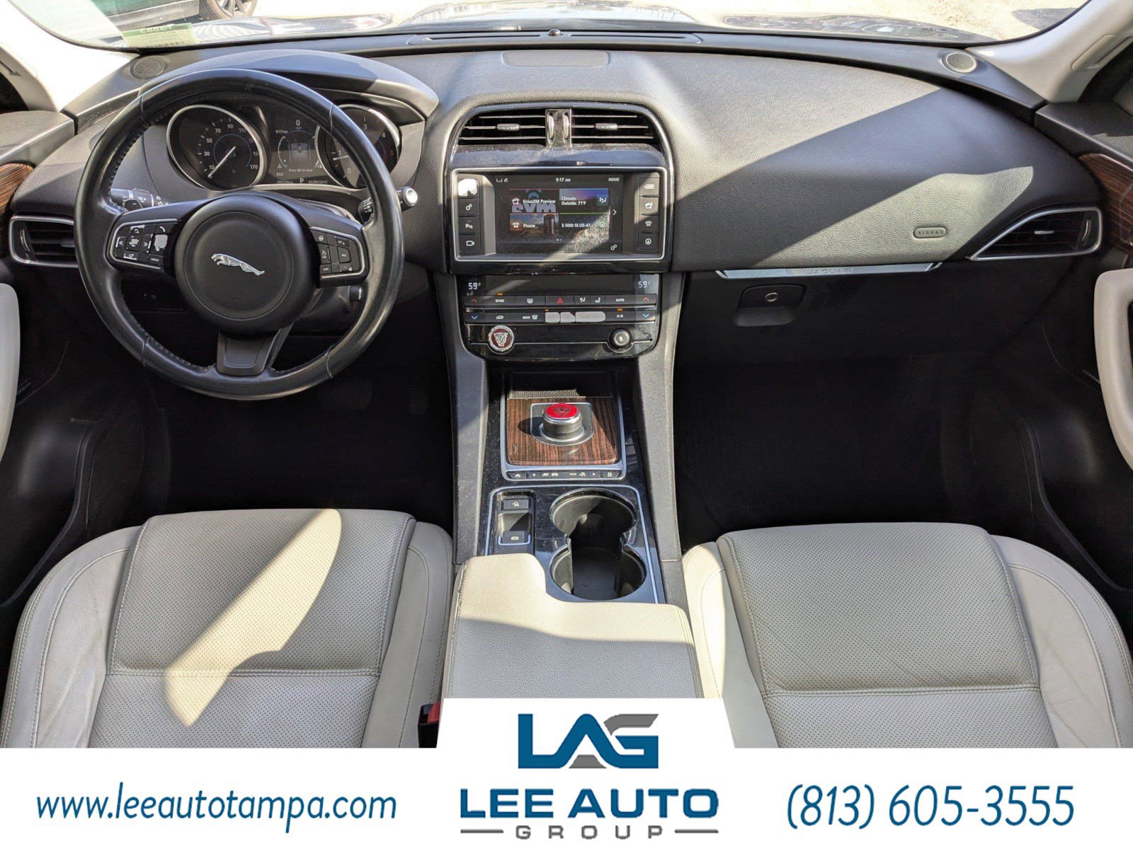 Used 2017 Jaguar F-PACE Prestige image 16