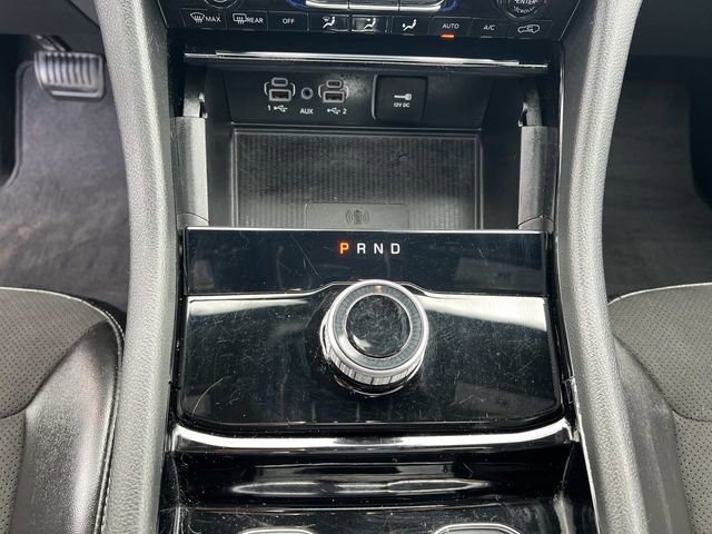 Used 2023 Jeep Grand Cherokee L Laredo AWD/4WD image 22