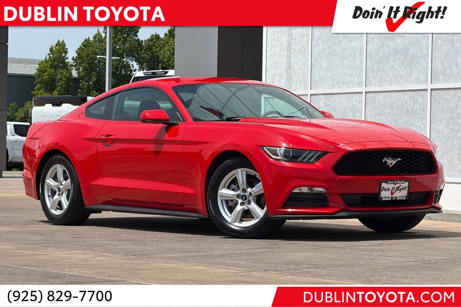 Used 2017 Ford Mustang Coupe RWD image 1