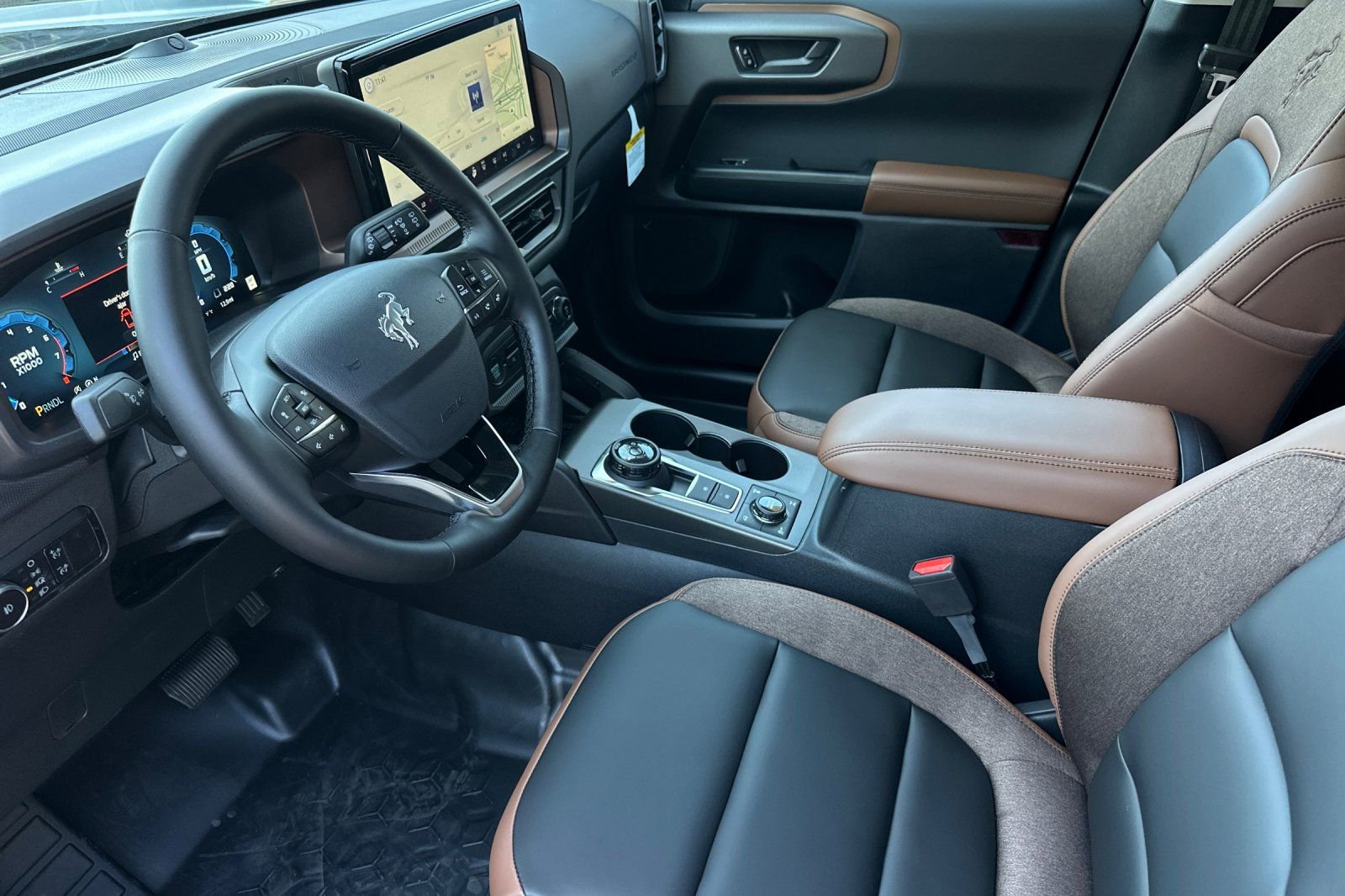 New 2025 Ford Bronco Sport Outer Banks w/ Sasquatch Outer Banks Package AWD/4WD image 9