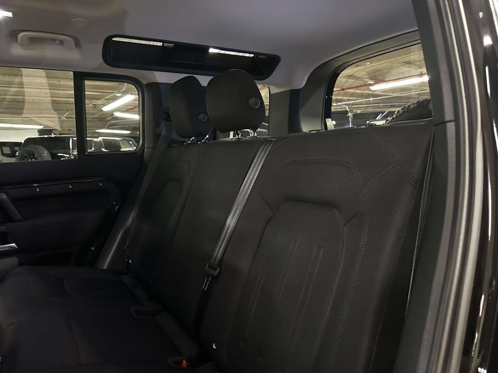 Used 2021 Land Rover Defender 110 AWD/4WD image 15