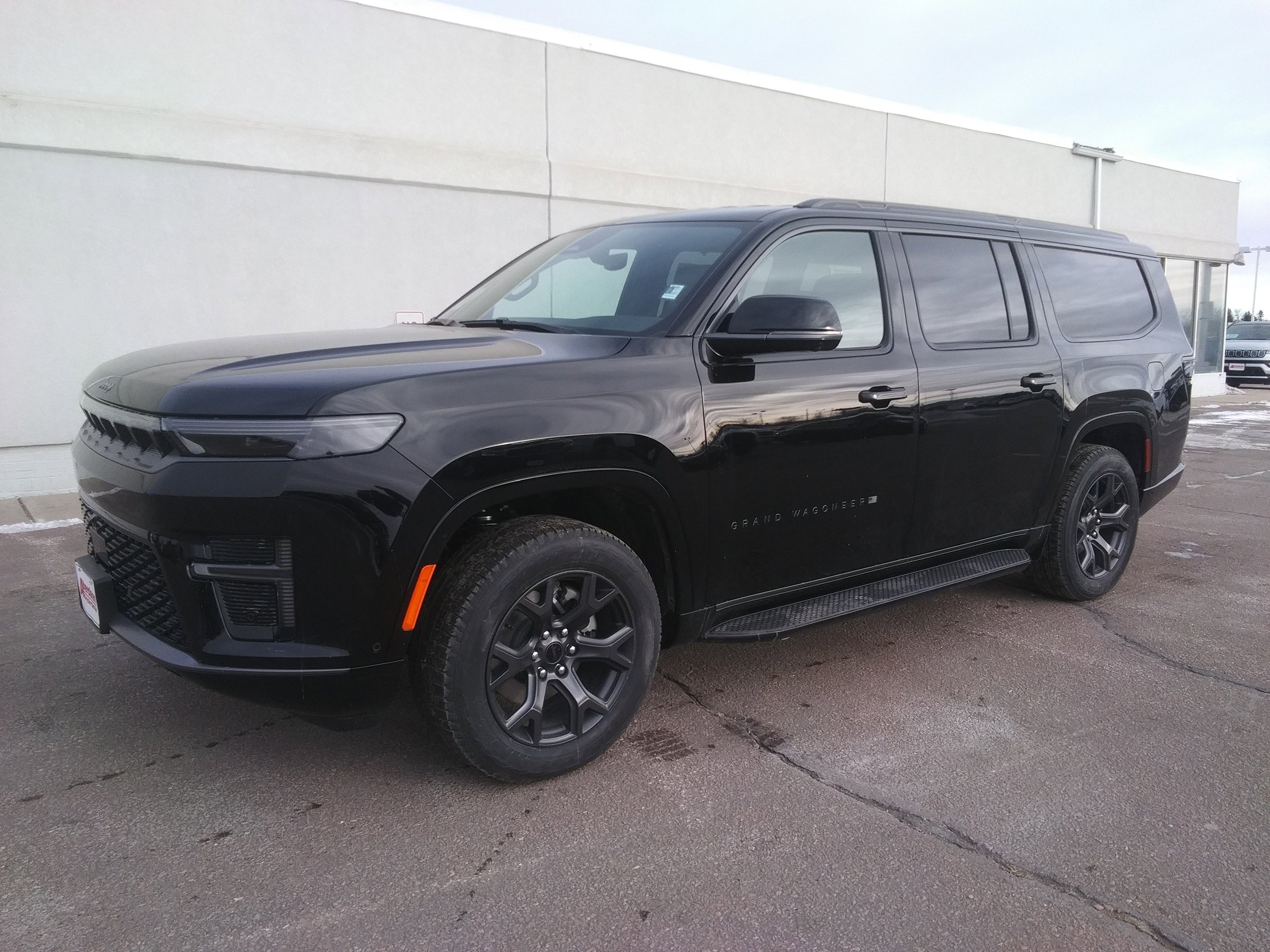 New 2026 Jeep Grand Wagoneer L Limited image 2